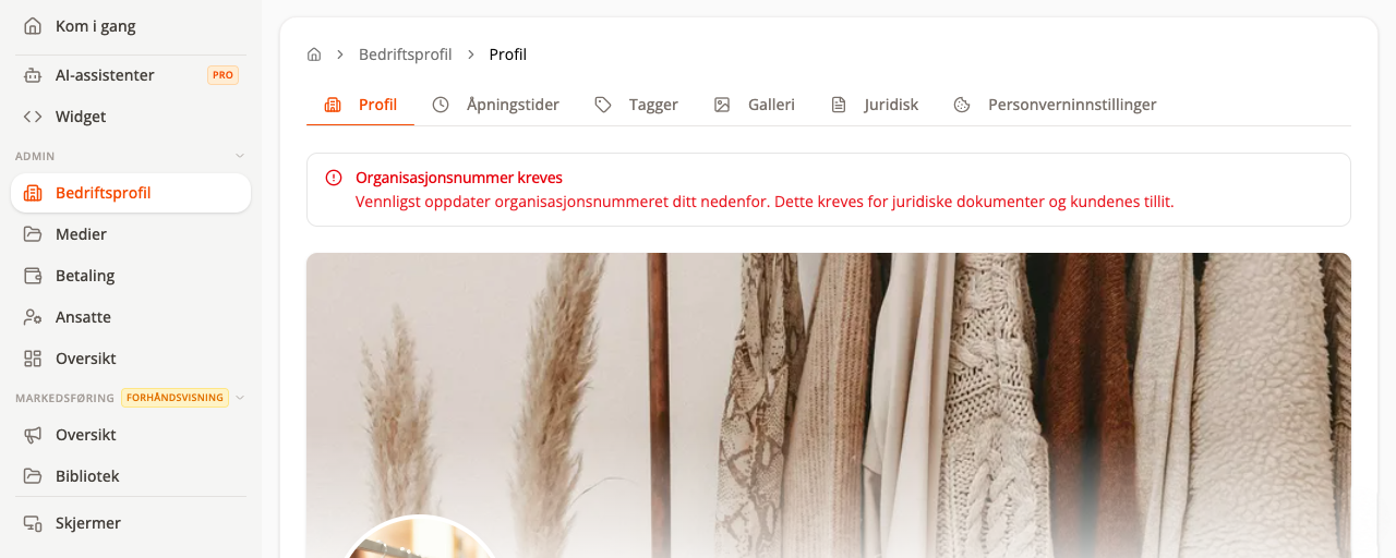 Bedriftsprofil med fanene Profil, Åpningstider og Juridisk
